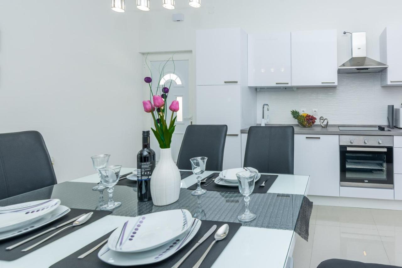 Apartments Marko Sukošan 외부 사진